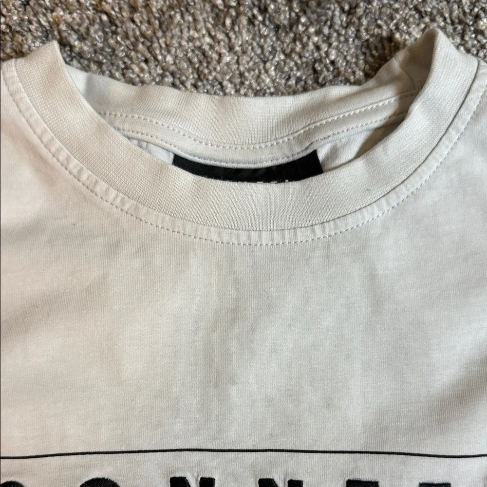 London Sonneti  Kids White Logo T-Shirt size L graphic tee